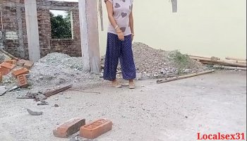 Desi workar Village Bhabi Sex ( Official Video By Localsex31)