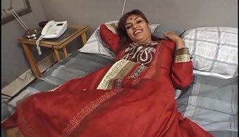 mia khalifa sexo anal