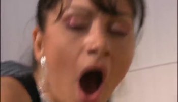 Leyla Black in Sex In The Air!