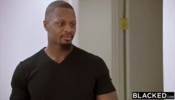 Cutie chick Scarlett Scarlett Fever to fuck