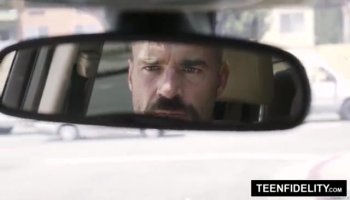 It's amazing how much her ass can stretch and take